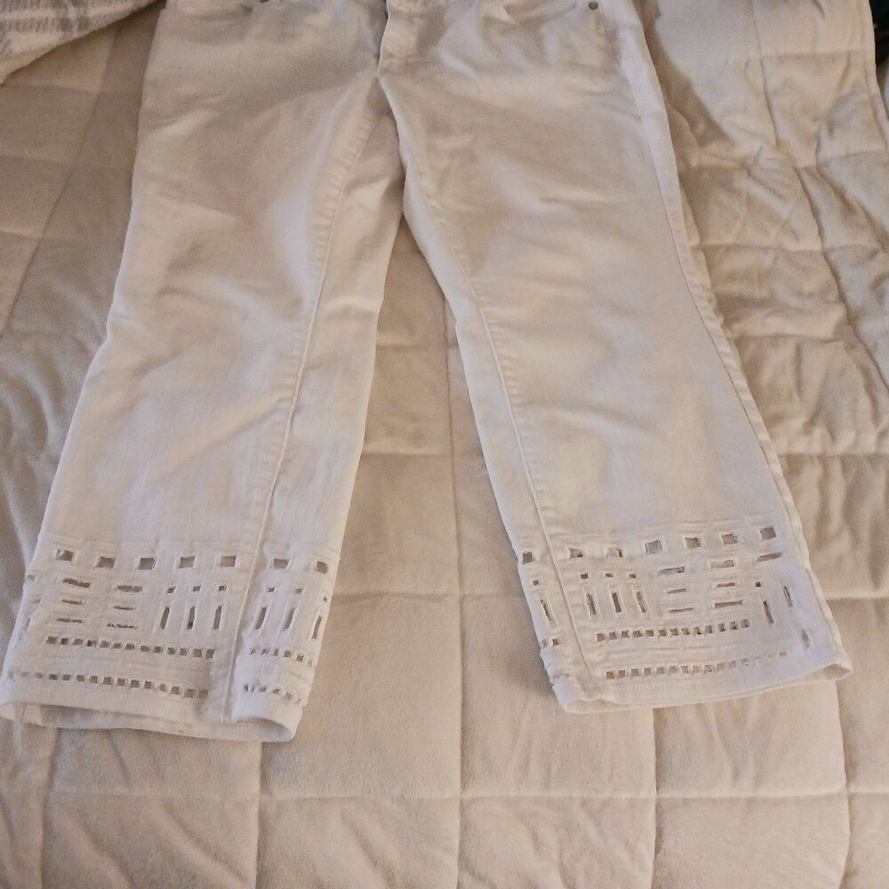 Coldwater Creek White Summer Pants with Fancy Cut-Out Trim Size 18